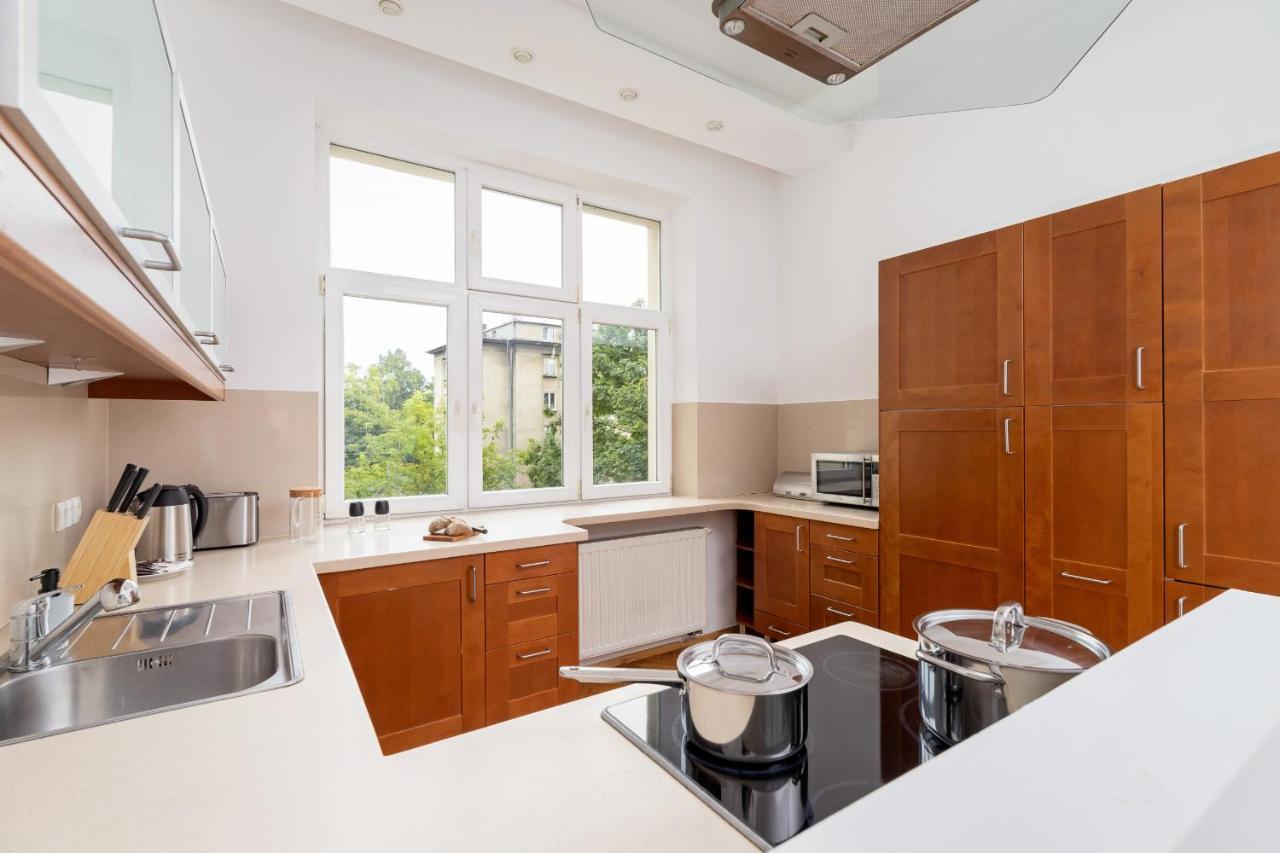 Slowacki Avenue Family Apartment Kraków by Renters Exterior foto