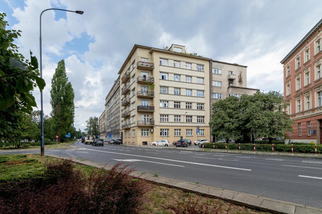 Slowacki Avenue Family Apartment Kraków by Renters Exterior foto