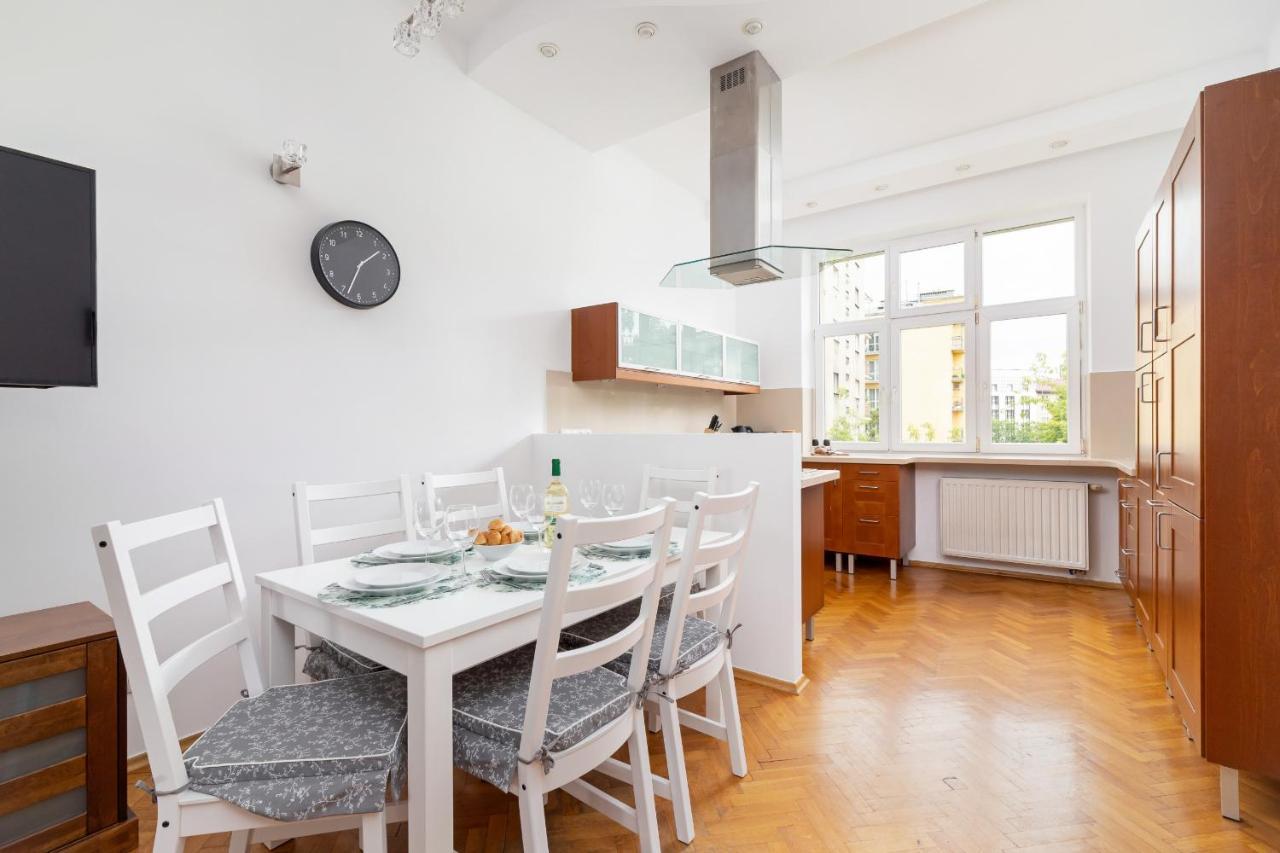 Slowacki Avenue Family Apartment Kraków by Renters Exterior foto
